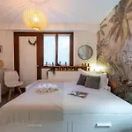 3-Br Apartment With Private Pool & Sea View