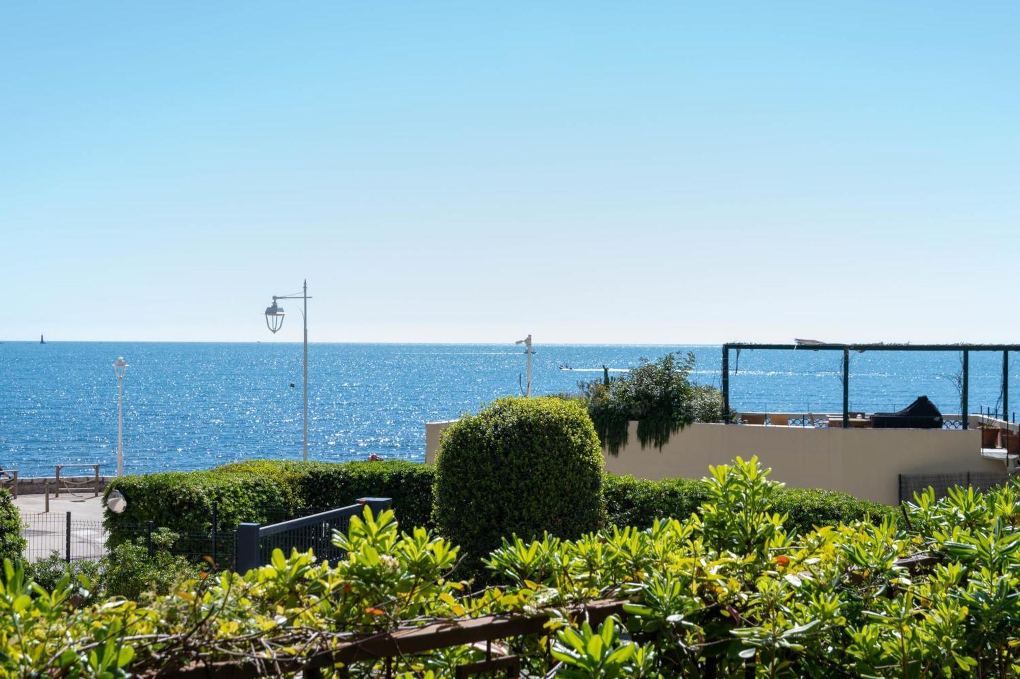 Apartment 3-br With Private Pool & Sea View