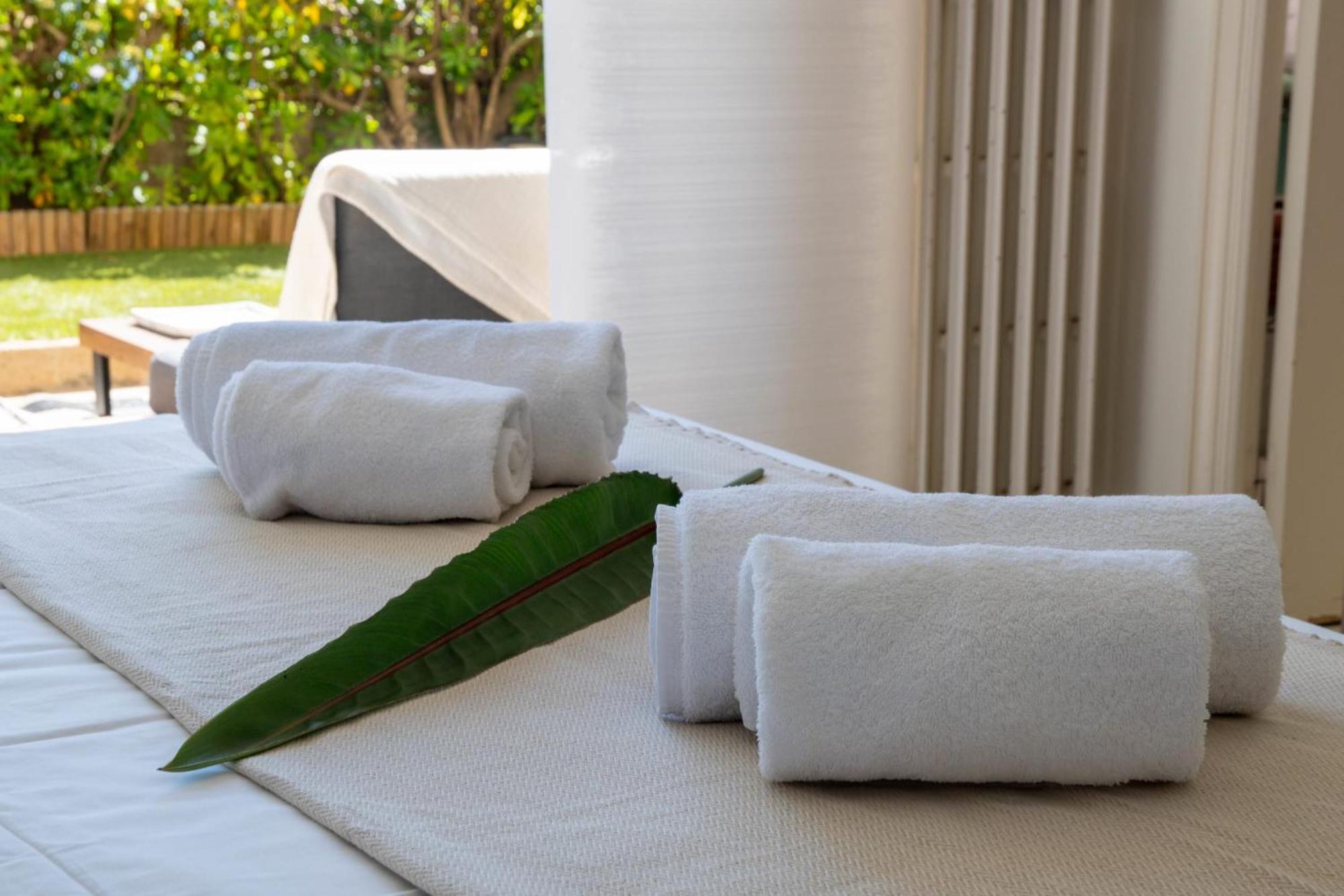 3-br With Private Pool & Sea View Apartment *